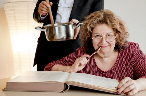 Cooking for a Cause: How Jewish Groups and Synagogues Can Enhance Community and Charity with Custom Cookbooks